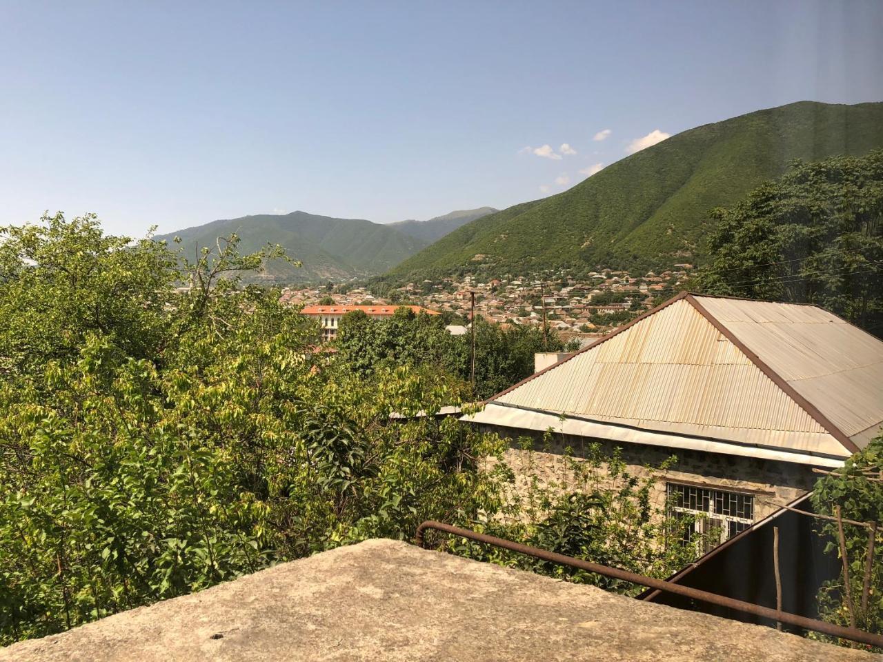 Shaki Host House Bed & Breakfast Şǝki Bagian luar foto
